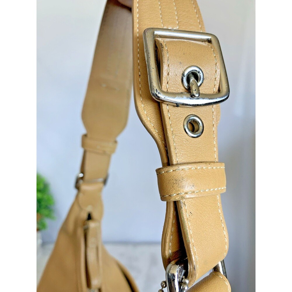 Coach Vintage Hamptons Leather Buckle Hobo Shoulder Bag 7548 Camel Tan - Picture 16 of 16